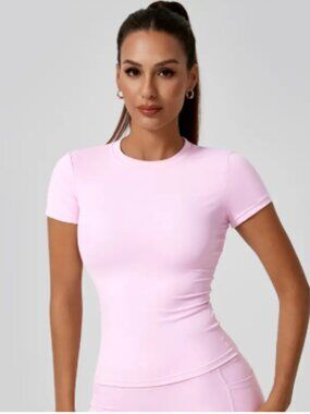 NWT TimeOFF Round Neck Pink Yoga Short Sleeve Tee Size M VIRAL ACTIVEWEAR